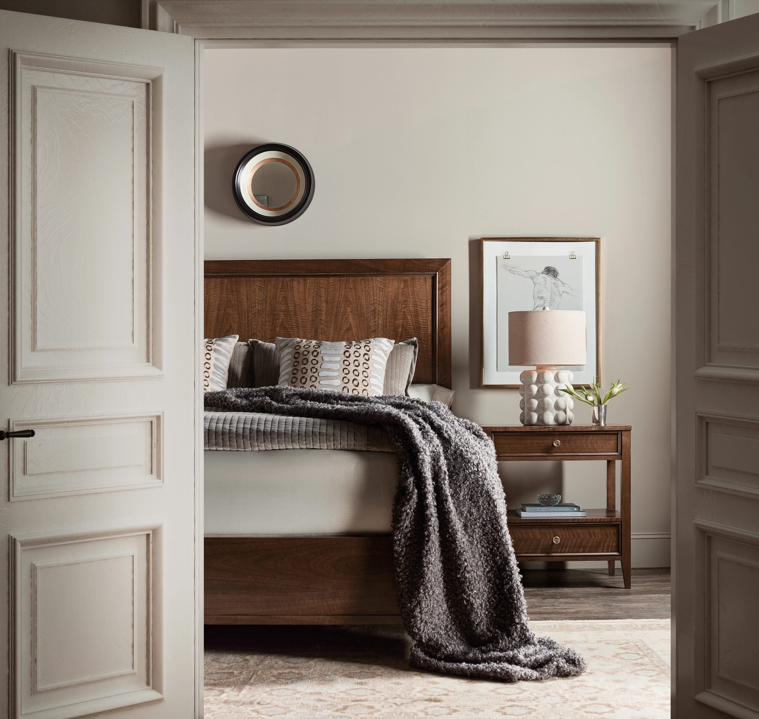 9af6df06ff8e66391205aaf04b218c42 Archives King Panel Bed - Image 1